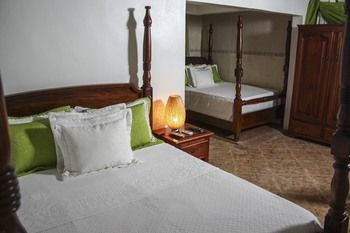 Hotel Sea Breeze