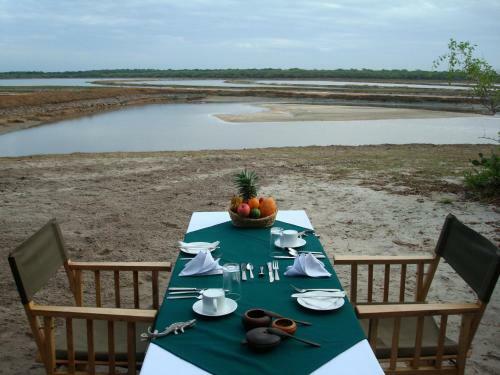 Hotel Mahoora Tented Safari Camp - Bundala