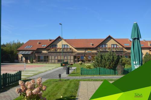 Hotel Trawa