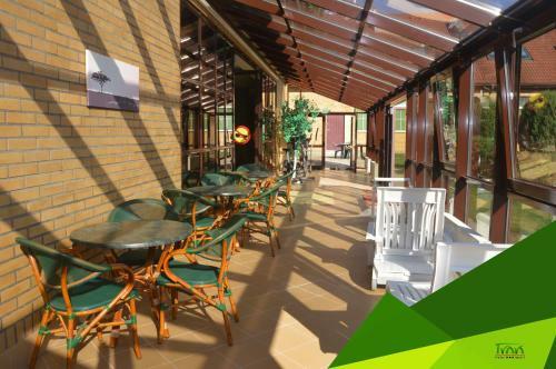 Hotel Trawa