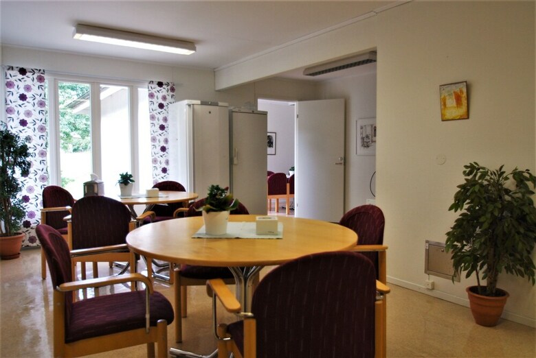 Hostal Hellidens Slott Och Vandrarhem