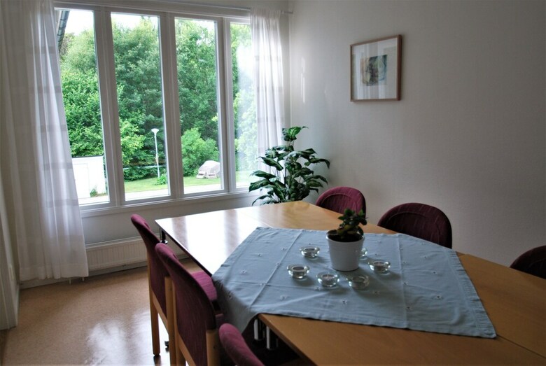 Hostal Hellidens Slott Och Vandrarhem