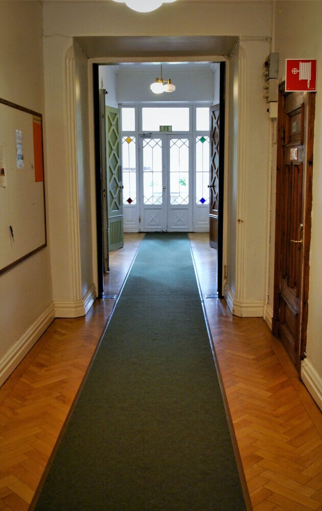Hostal Hellidens Slott Och Vandrarhem