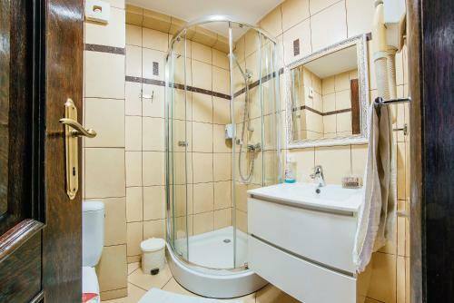 Hostal Pension Elegance