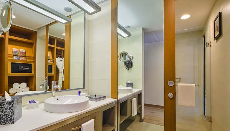 Hotel Aloft Ahmedabad Sg Road