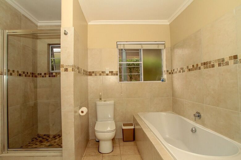 Hostal Chartwell Guest House