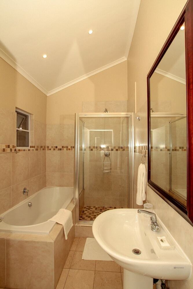 Hostal Chartwell Guest House