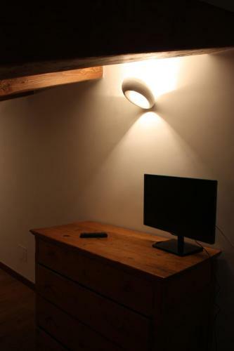 B&b44
