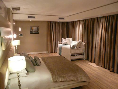 Hostal Laluxe