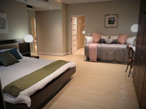 Hostal Laluxe