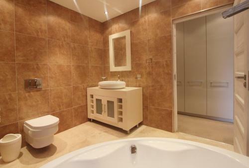 Hostal Laluxe