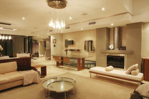 Hostal Laluxe