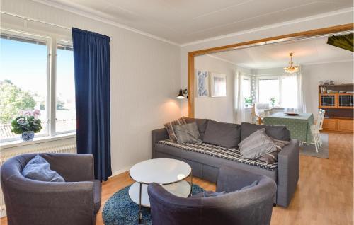 Holiday Home Bovallstrand Kaprifolgatan