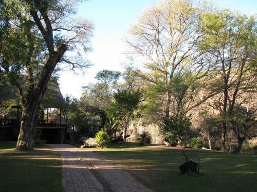 Zenzele River Lodge