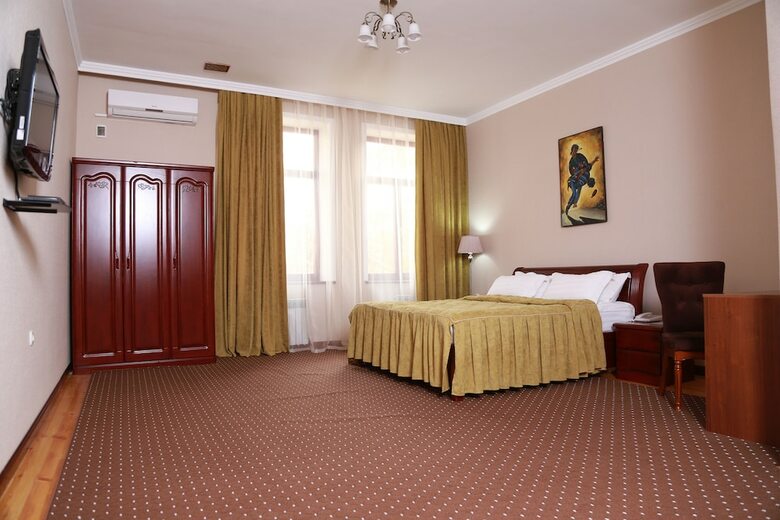 Grand Hotel Khujand