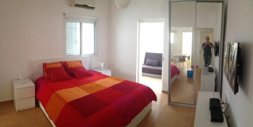 Frishman Apartments