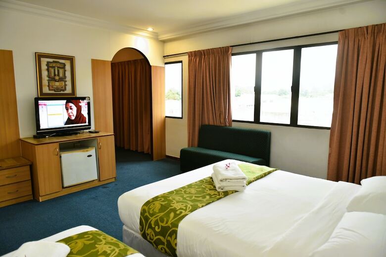 Fair Park Hotel