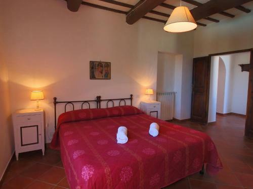 Hostal Holiday Home Marchese Gualdo Cattaneo