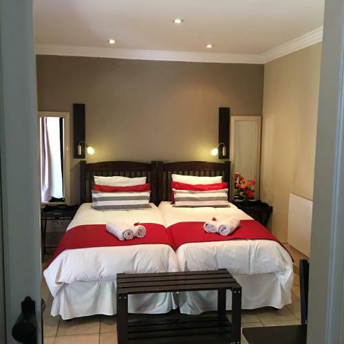 Hostal 3 Liebeloft Guest House