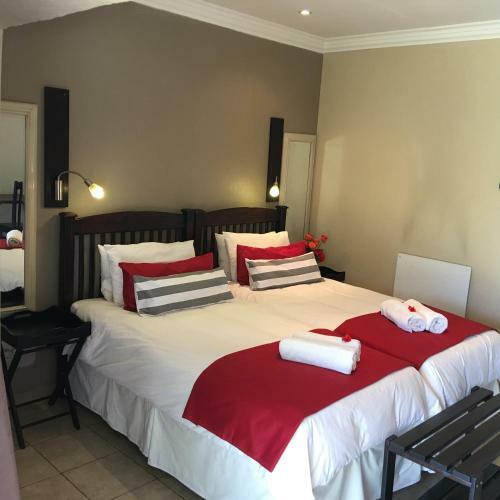 Hostal 3 Liebeloft Guest House