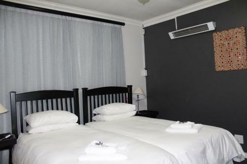 Hostal 3 Liebeloft Guest House