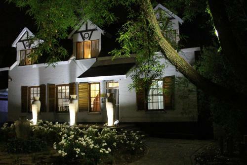 Hostal 3 Liebeloft Guest House
