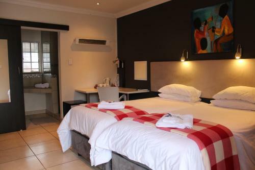 Hostal 3 Liebeloft Guest House