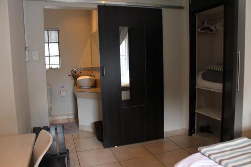 Hostal 3 Liebeloft Guest House