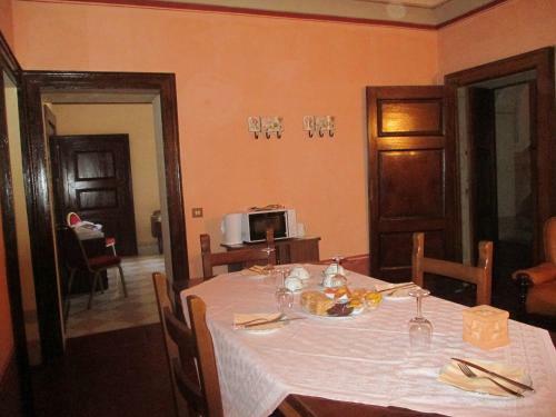 Hostal Villa Cantoni