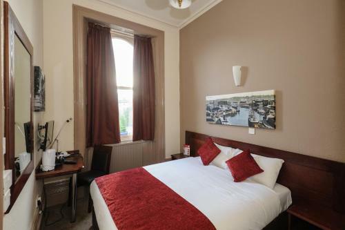 Channings Hotel