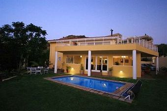Hostal Villa Moringa Guesthouse