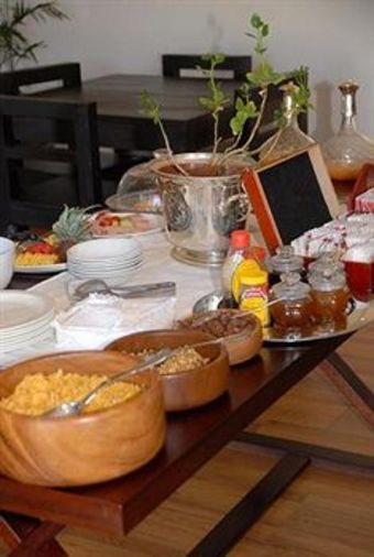 Hostal Villa Moringa Guesthouse