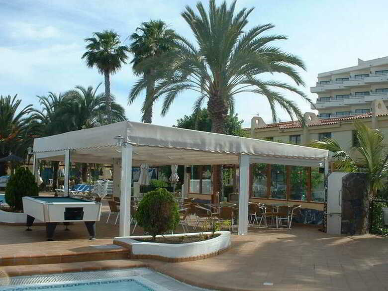 Apartamentos Jard�n Del Sol