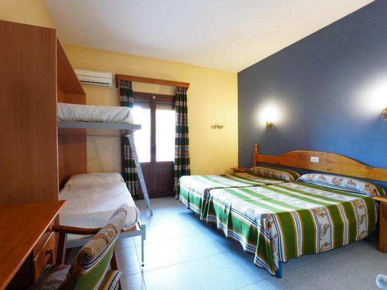 Hotel La Rueda