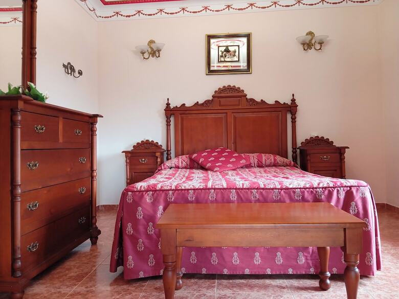 Hotel La Rueda