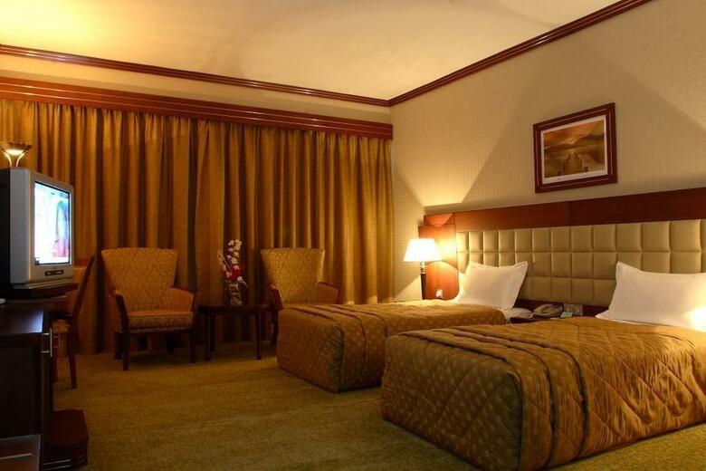 Grand Central Hotel