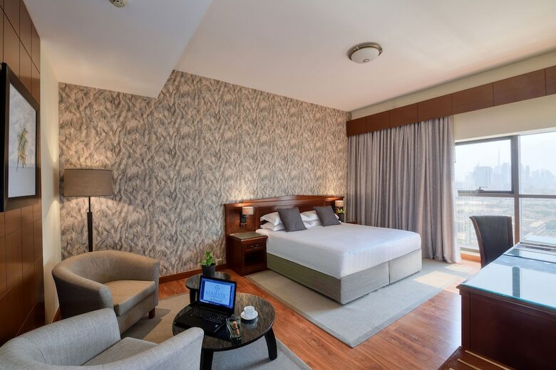 Hotel Majestic Tower