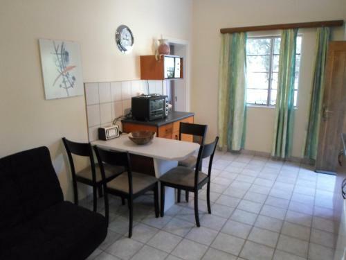 Hostal Maison Ambre Guesthouse