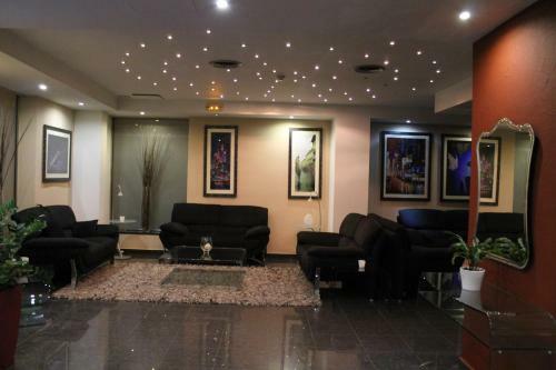 Carol Hotel
