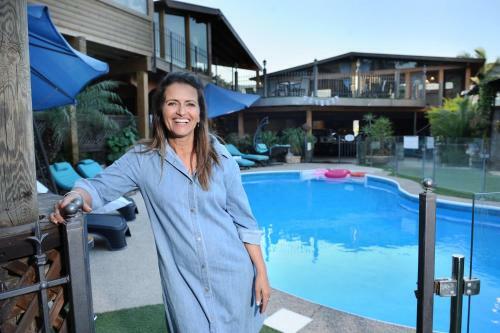 Lodge Barzilay Mansion