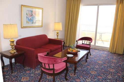 Grand View Hotel