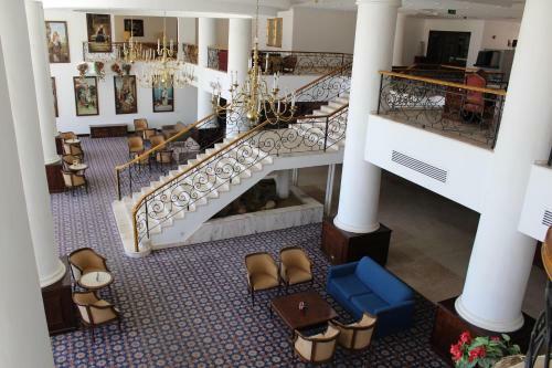 Grand View Hotel