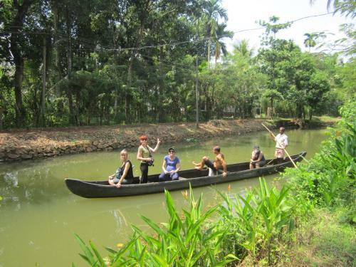 Bed & Breakfast Gk`s Riverview Homestay