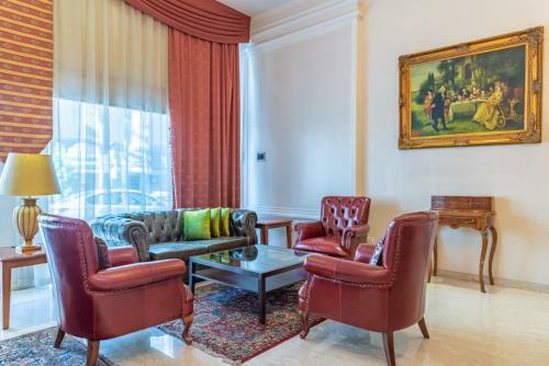 Madisson Hotel