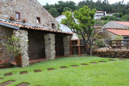 Casas Do Favacal