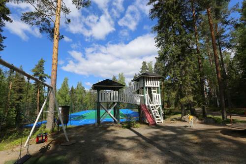 Hotel Lehmonk�rki Resort