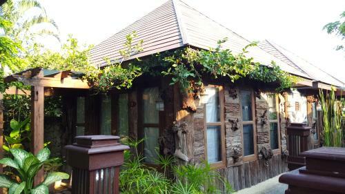 Hotel Prachuap Garden View Resort