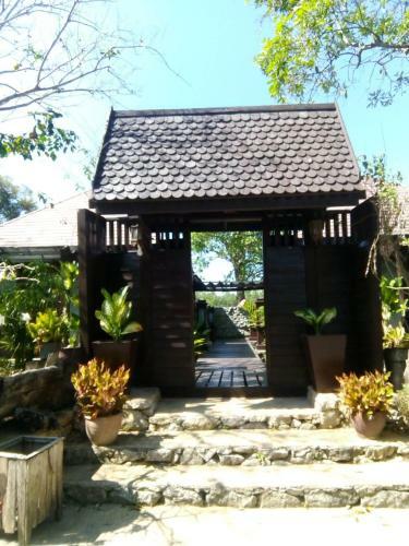 Hotel Prachuap Garden View Resort