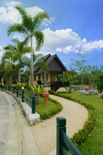 Hotel Prachuap Garden View Resort