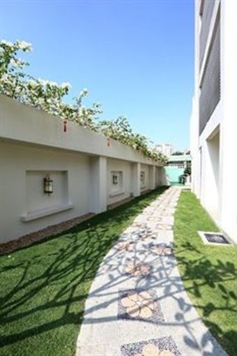 The Settlement Hotel